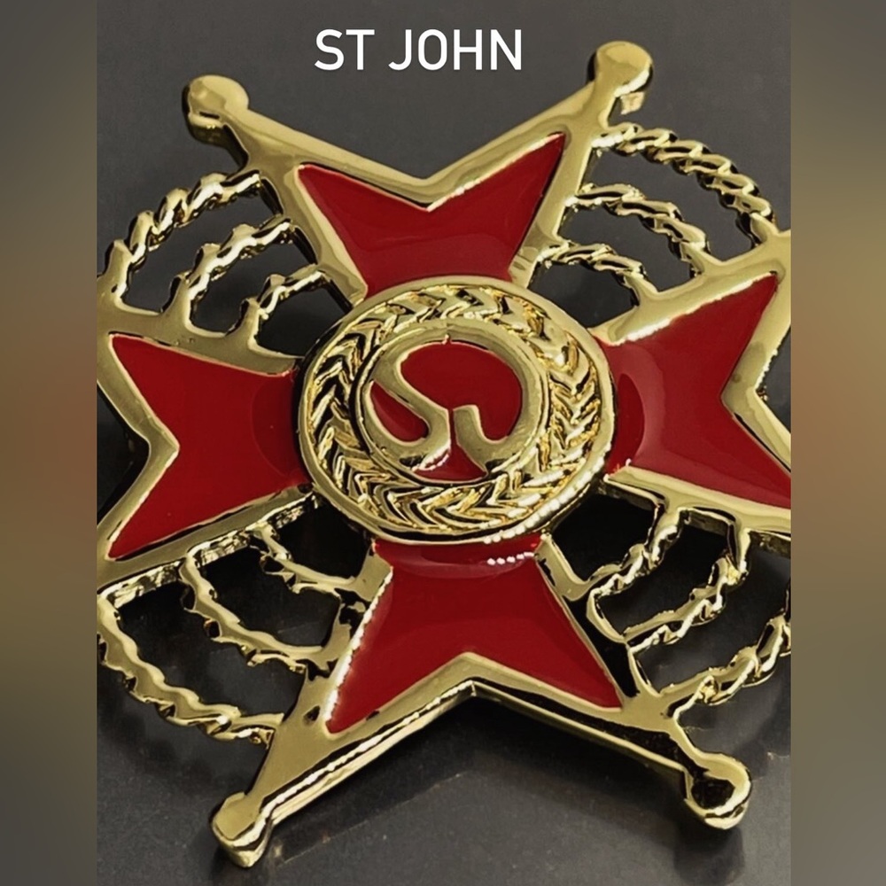 #223 ST JOHN Red Enamel & Goldtone Maltese Cross Brooch